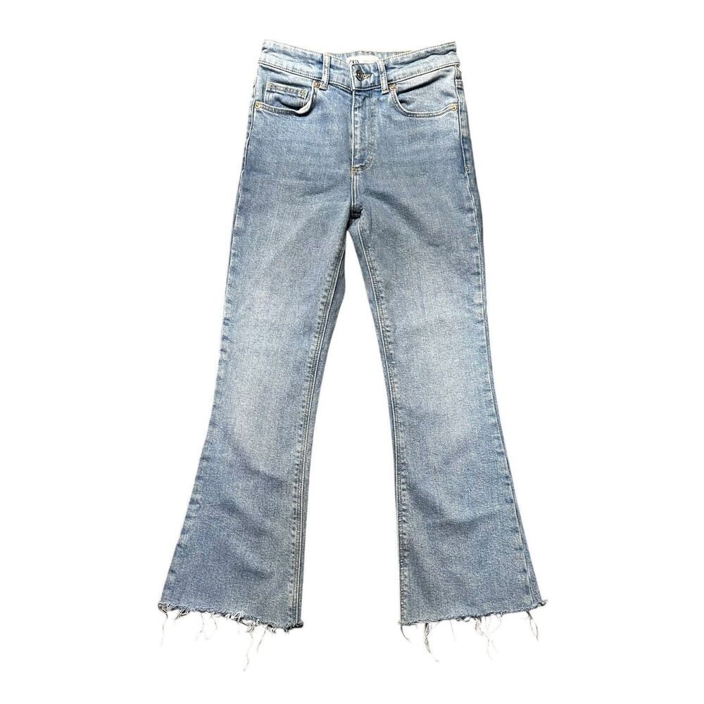 ZARA Womens Size 2 Cropped Flare Jeans Light Wash Blue Fringe Hem EUC